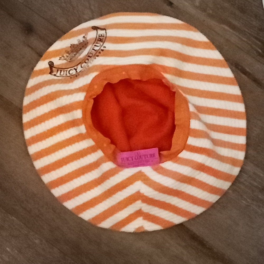 🌁 EUC: JUICY COUTURE; SUPER RARE 90'S-00'S REVERSIBLE STRIPPED TERRY CLOTH HAT.